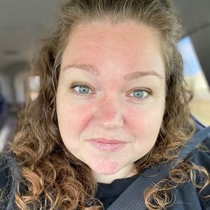 Meet your Posher, Christy